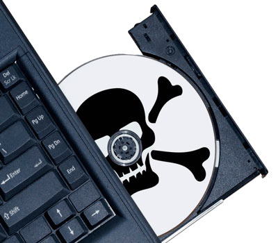 A Lei é clara: Software Pirata é Crime